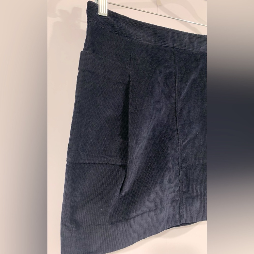 NWT, COS, Navy Blue Corduroy Mini Skirt w/ Pockets, Size 6 - Picture 3 of 9